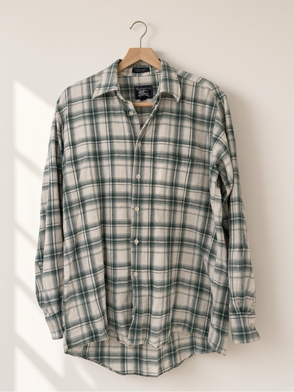 Vintage Burberry Green Plaid Long-Sleeve Button-Up Shirt Medium Linen/Cotton